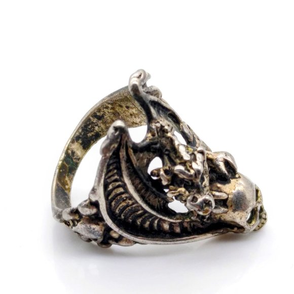 Vintage Biker Ring with Dragon and Skulls, Retro Gothic Silver Tone - Picture 6 of 7